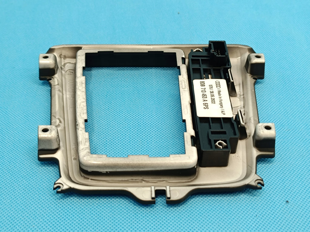 AUDI Q3 F3 SPORTBACK 1.4TFSI E 110KW 2023R PANEL GEAR FRAME 83B713463A