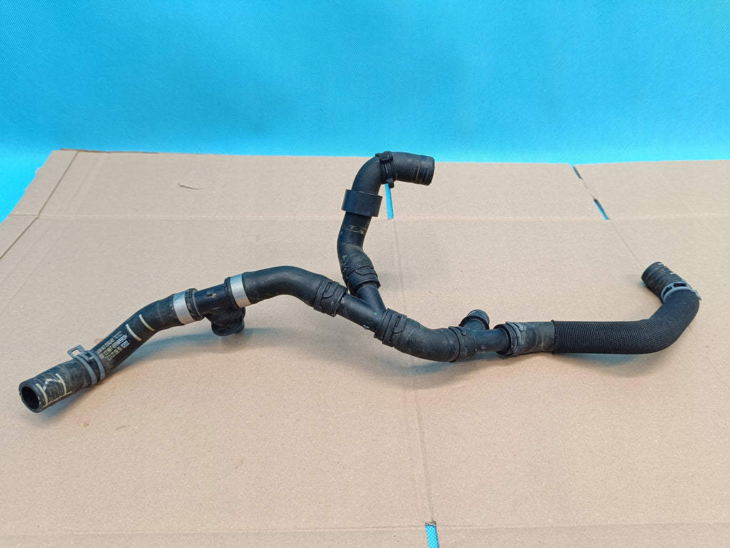 AUDI Q3 F3 SPORTBACK 1.4TFSI E 110KW 2023R WATER PIPE 5QF122096F