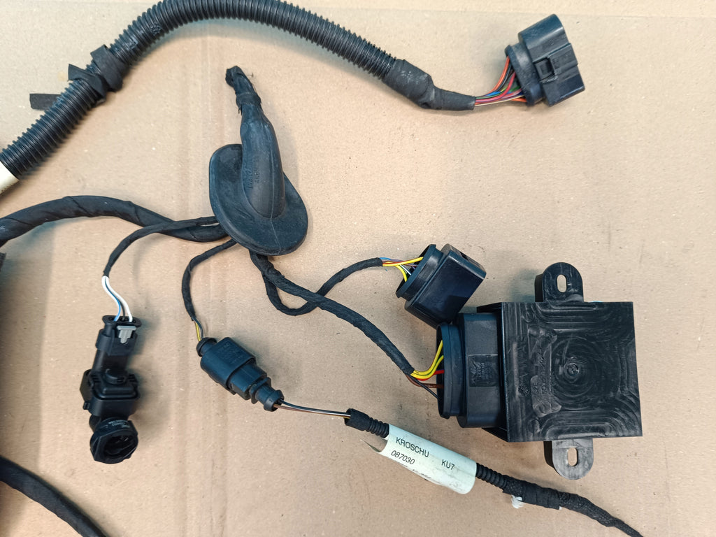 AUDI Q3 F3 SPORTBACK 1.4TFSI E 110KW 23R FUEL TANK HARNESS 5QF971727A