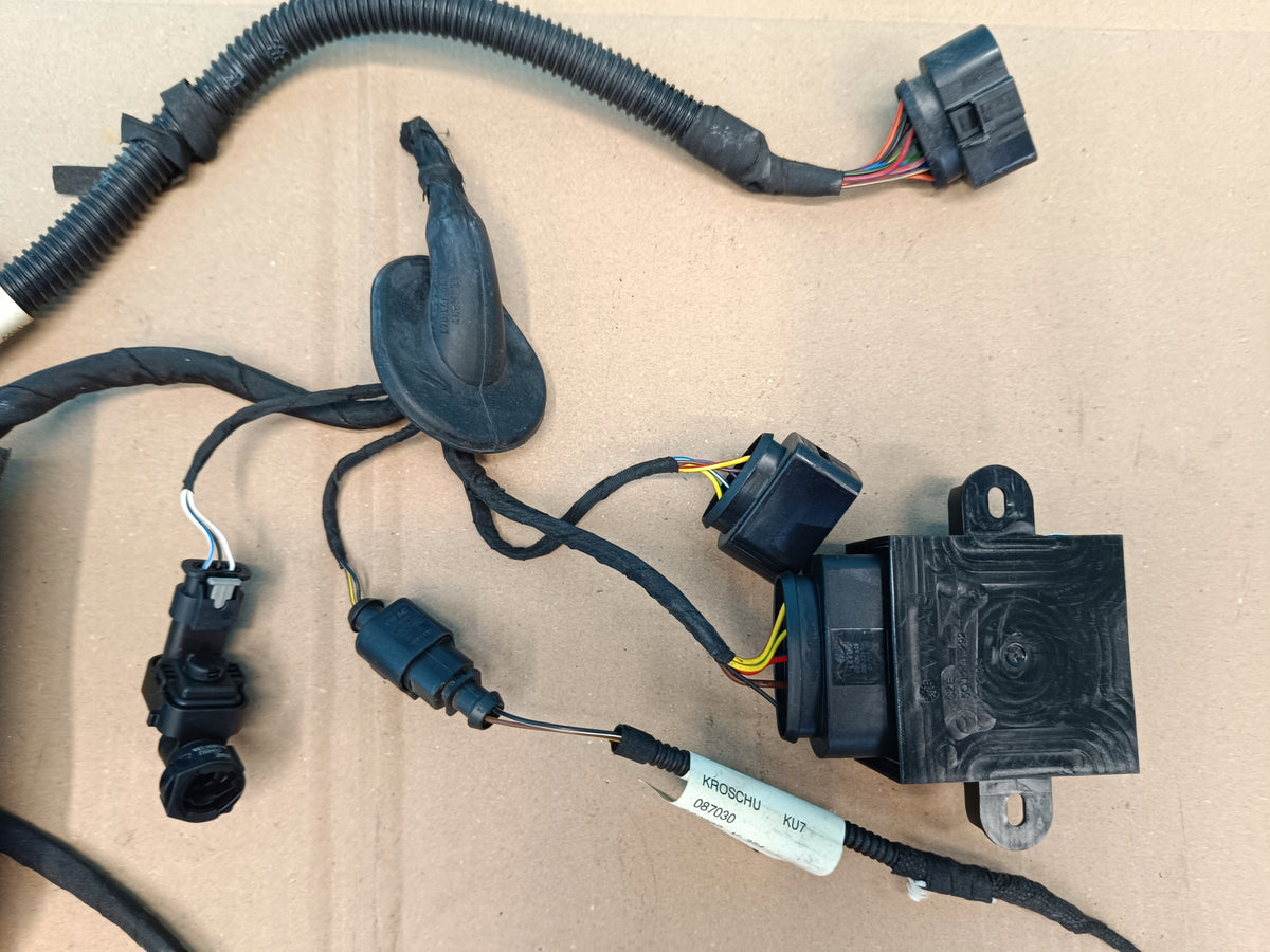 AUDI Q3 F3 SPORTBACK 1.4TFSI E 110KW 23R FUEL TANK HARNESS 5QF971727A
