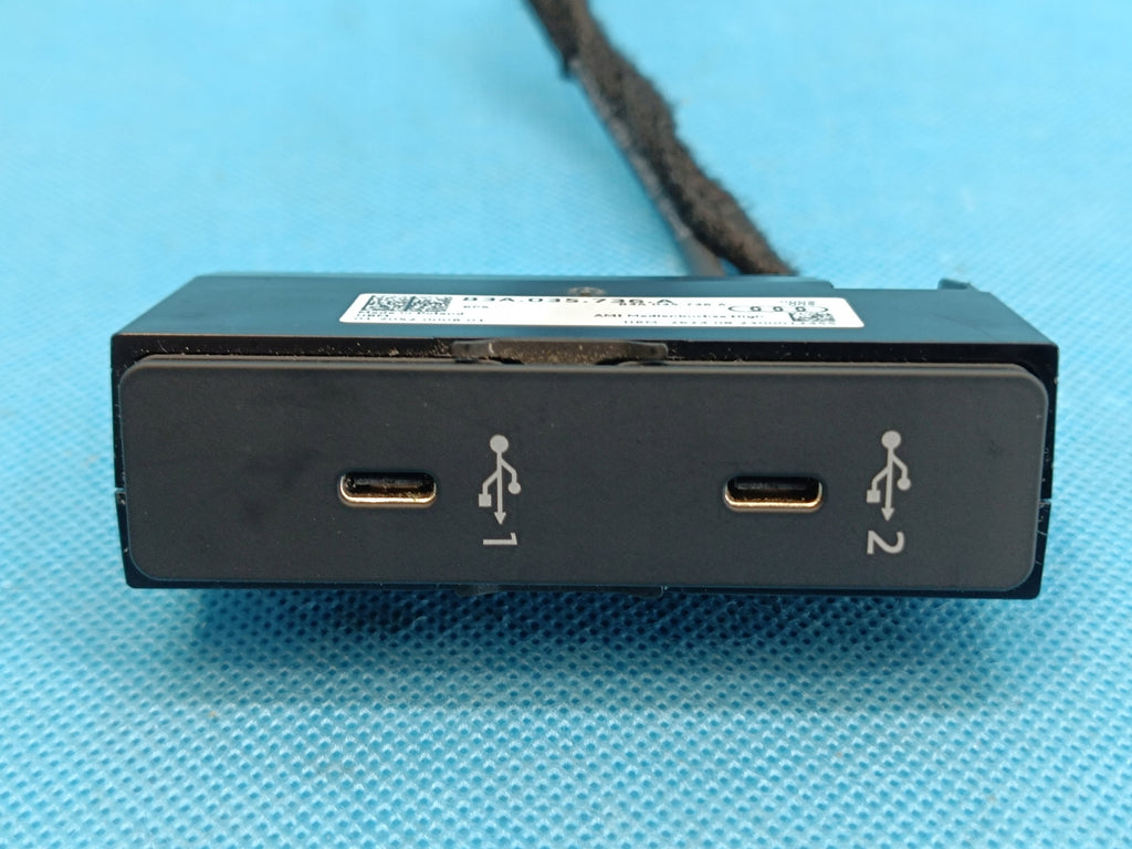 AUDI Q3 F3 SPORTBACK 1,5 TSI 110KW 2024R USB PORT SOCKET TYPE C 83A035736A