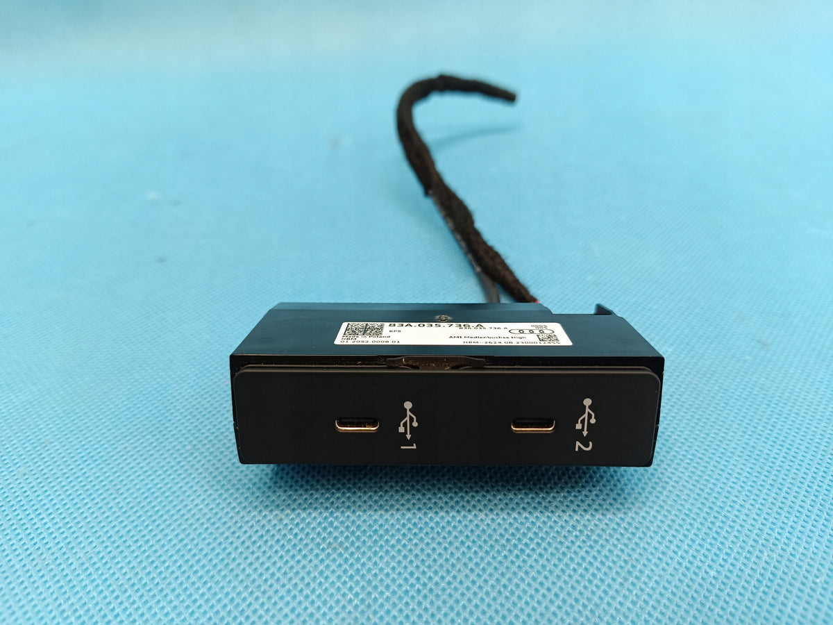 AUDI Q3 F3 SPORTBACK 1,5 TSI 110KW 2024R USB PORT SOCKET TYPE C 83A035736A