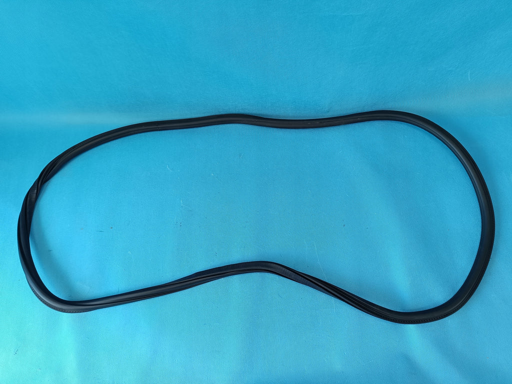 AUDI Q3 F3 SPORTBACK 1,5 TSI 2024 R DOOR SEAL RIGHT REAR 83F833721A