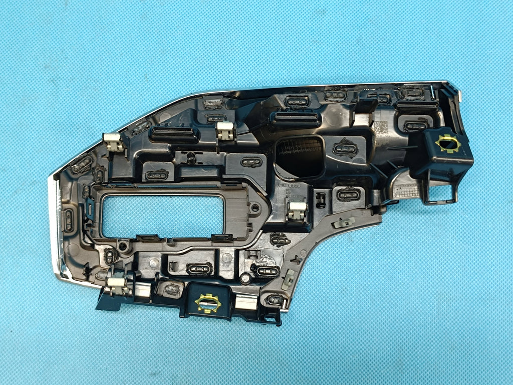 AUDI Q3 F3 SPORTBACK 1,5 TSI 2024R DECORATIVE STRIP CONSOLE BOARD 83B853189A