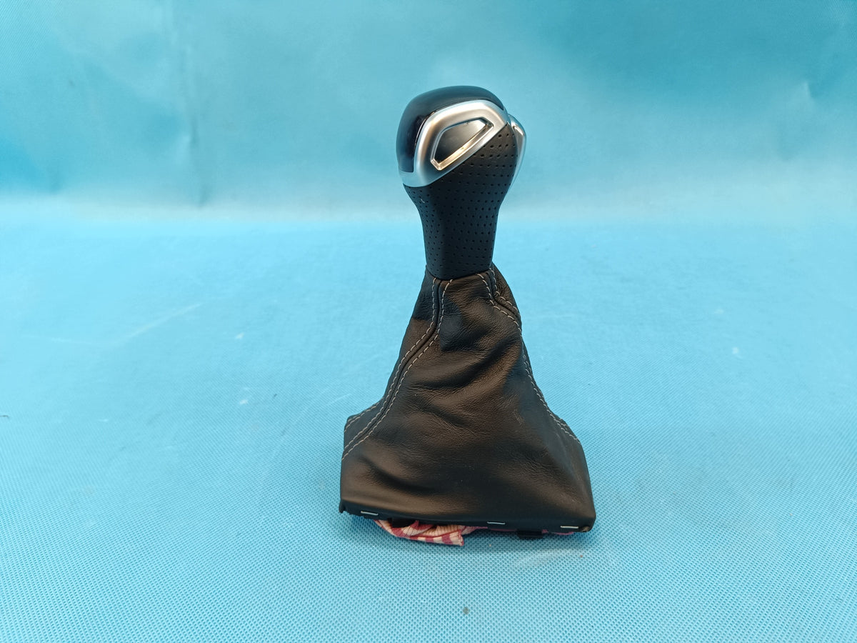 AUDI Q3 F3 SPORTBACK 2.0 TFSI 180KW 2024 R GEAR BELLOWS KNOB 83B713139C