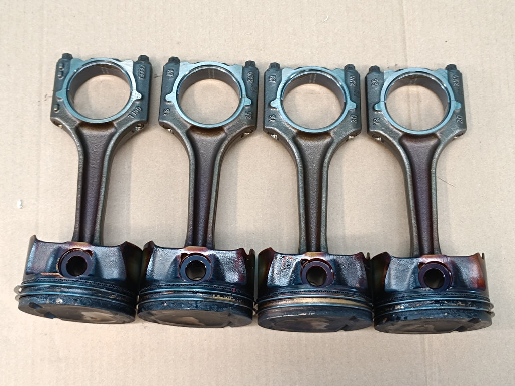 AUDI Q3 F3 SPORTBACK 2.0 TFSI 180KW 24R PISTON CONNECTING ROD 06N107065A 06H198401D