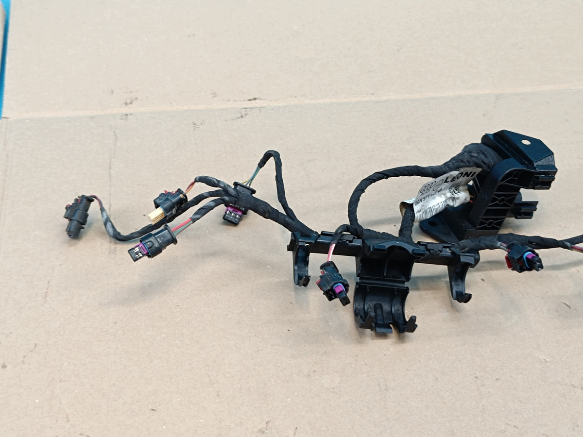 AUDI Q3 F3 SPORTBACK 2.0TFSI 180KW DNPA 24R INJECTOR BEAM 06N971627B