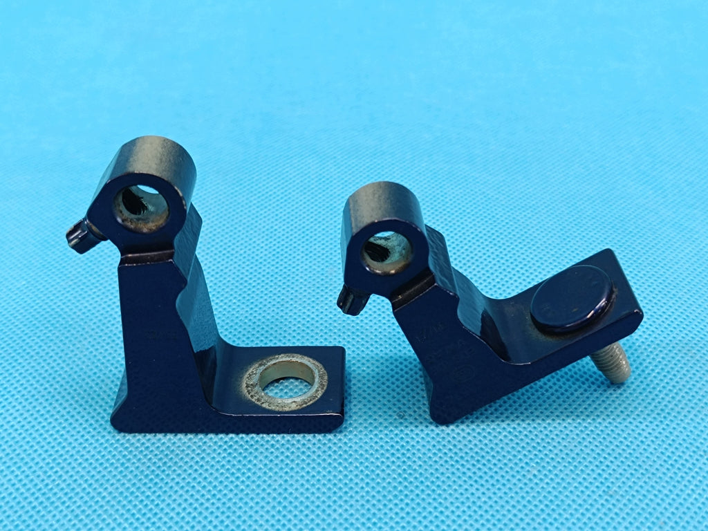 AUDI Q3 F3 SPORTBACK 2024 Right Rear Door Hinges, Color Code LX5H, Part Numbers 8V0833404E / 8V5833404C