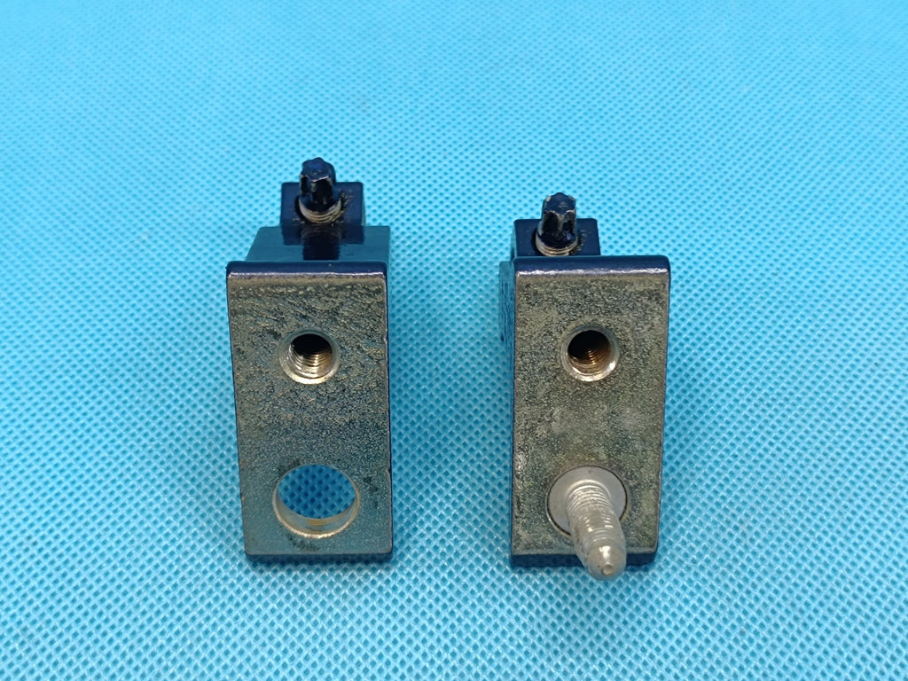 AUDI Q3 F3 SPORTBACK 24R DOOR HINGES LEFT REAR LX5H 8V0833403E 8V5833403C