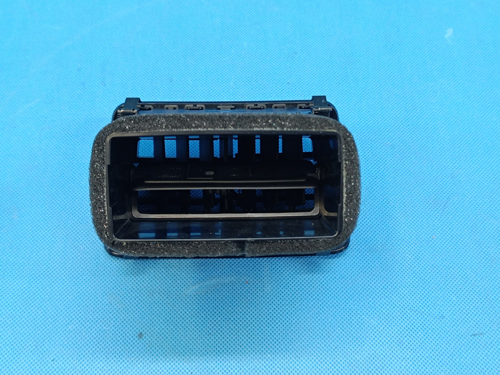 AUDI Q3 F3 SPORTBACK 4x4 2.0 TFSI 180KW 2024 R AIR VENT 83A819203 6PS