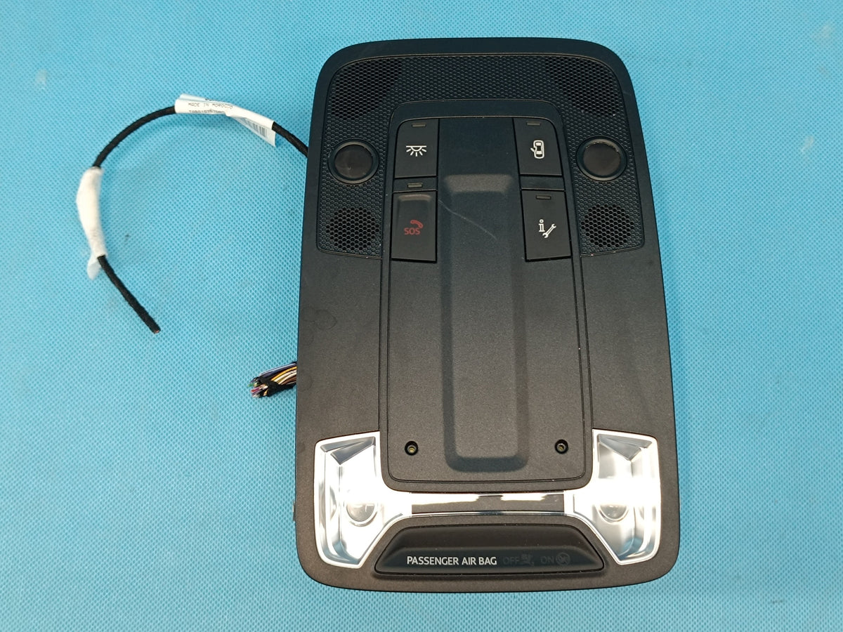 AUDI Q3 F3 SPORTBACK 4x4 2.0 TFSI 180KW 2024 R INNER LAMP 81A947135CH