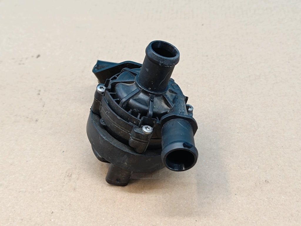 AUDI Q3 F3 SPORTBACK 4x4 2.0 TFSI 180KW 2024 R WATER PUMP 2Q0965567B