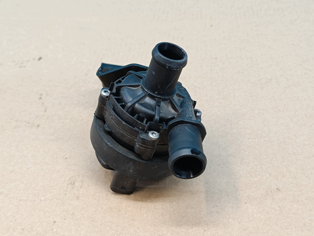AUDI Q3 F3 SPORTBACK 4x4 2.0 TFSI 180KW 2024 R WATER PUMP 2Q0965567B