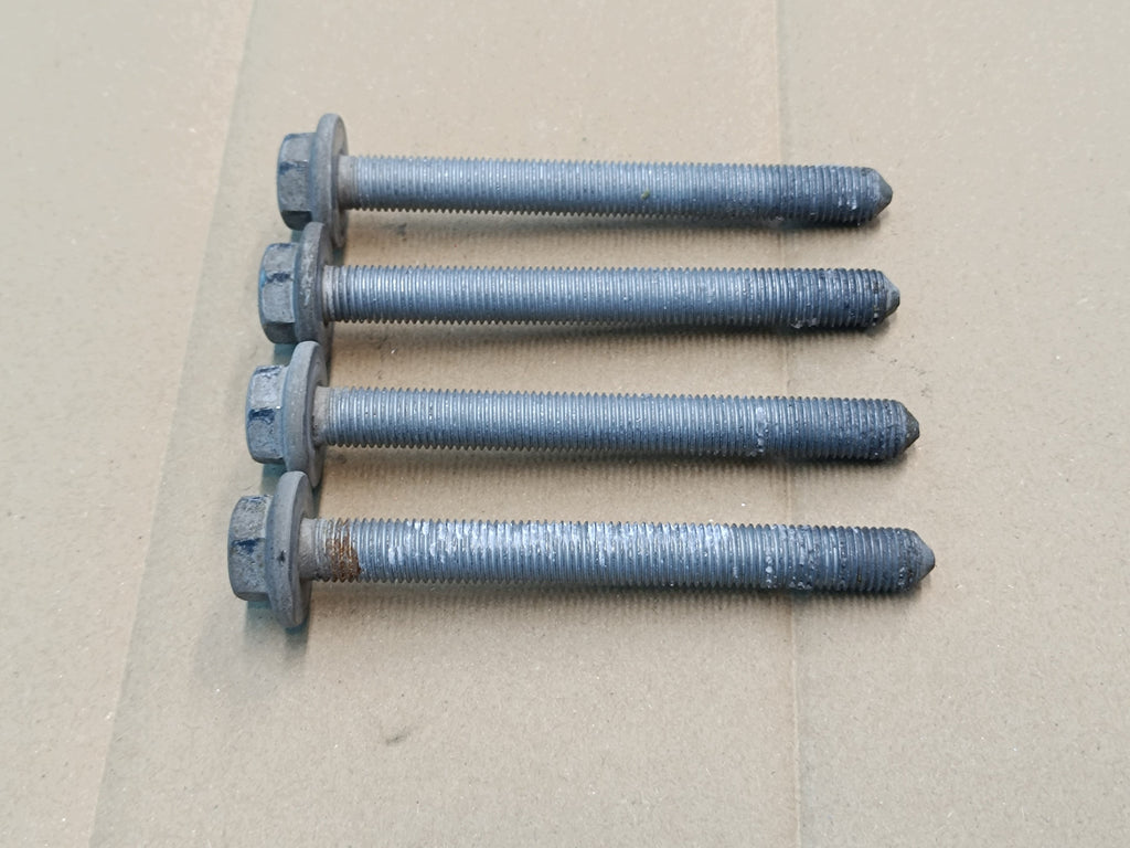 AUDI Q3 F3 SPORTBACK 4x4 2.0 TFSI 180KW 2024R SLED SCREWS TROLLEY CRADLES REAR