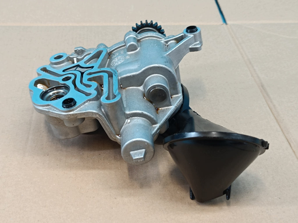 AUDI Q3 F3 SPORTBACK 4x4 2.0 TFSI 180KW DNPA 2024 R OIL PUMP 06H115105GE