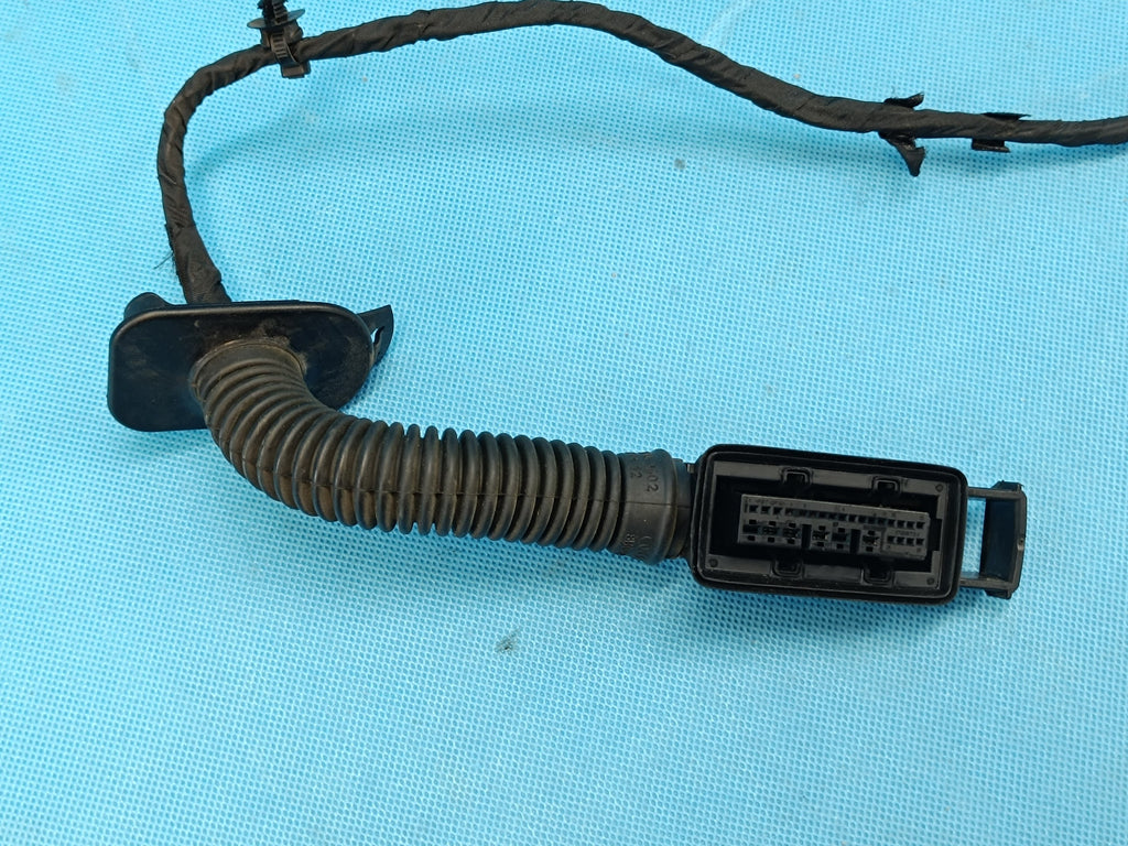 AUDI Q3 F3 SPORTBACK 4x4 2.0 TFSI 2024 R DOOR HARNESS LEFT REAR 83A971687AB