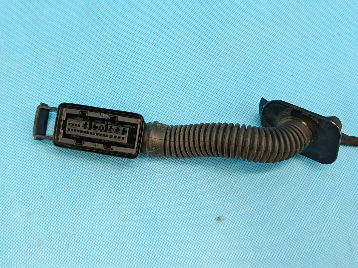 AUDI Q3 F3 SPORTBACK 4x4 2.0 TFSI 2024 R DOOR HARNESS RIGHT REAR 83A971688S