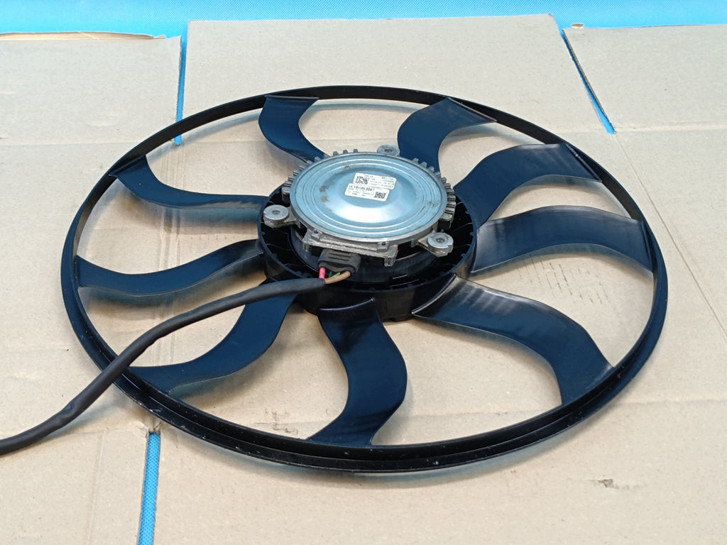 AUDI Q3 F3 SPORTBACK 4x4 2.0TFSI 180KW 2024R RADIATOR FAN 5WA121203B