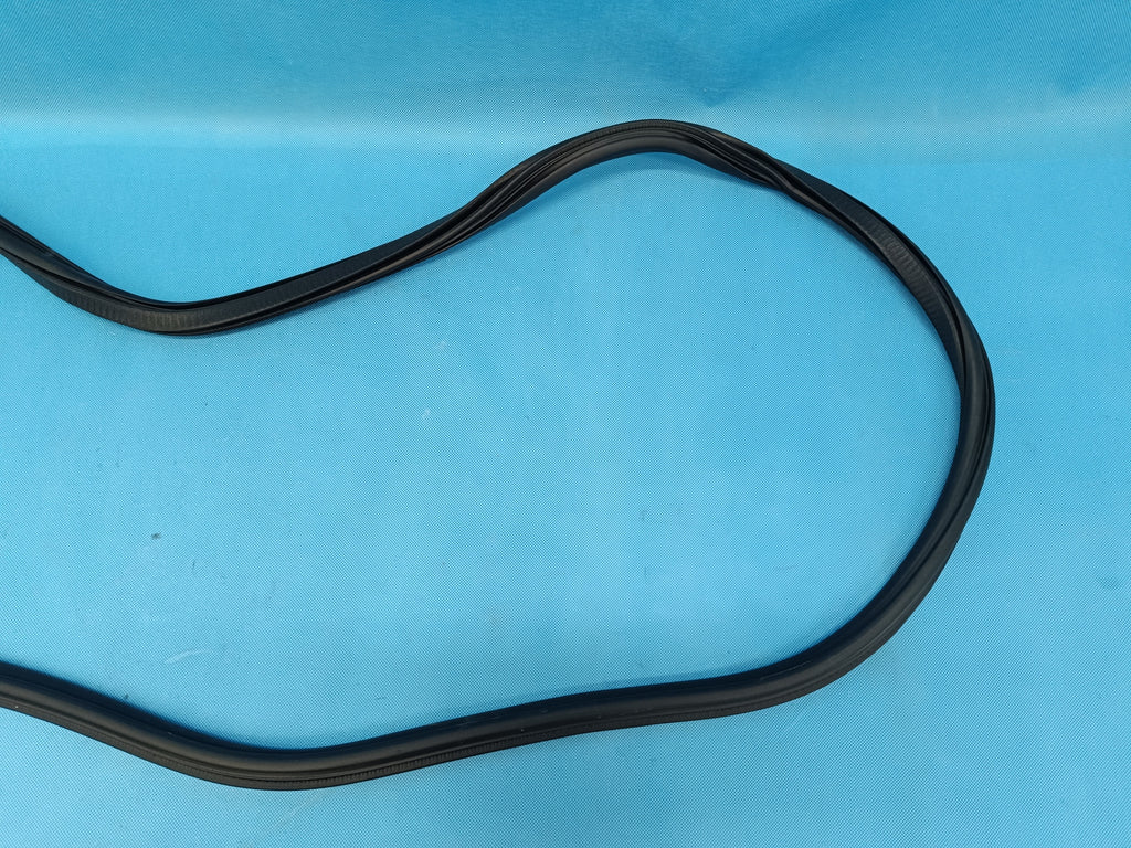 AUDI Q3 F3 SPORTBACK 4x4 2.0TFSI 2024R DOOR SEAL LEFT REAR 83F833721A