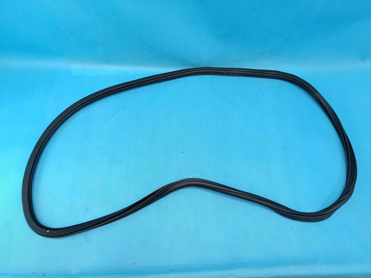 AUDI Q3 F3 SPORTBACK 4x4 2.0TFSI 2024R DOOR SEAL LEFT REAR 83F833721A