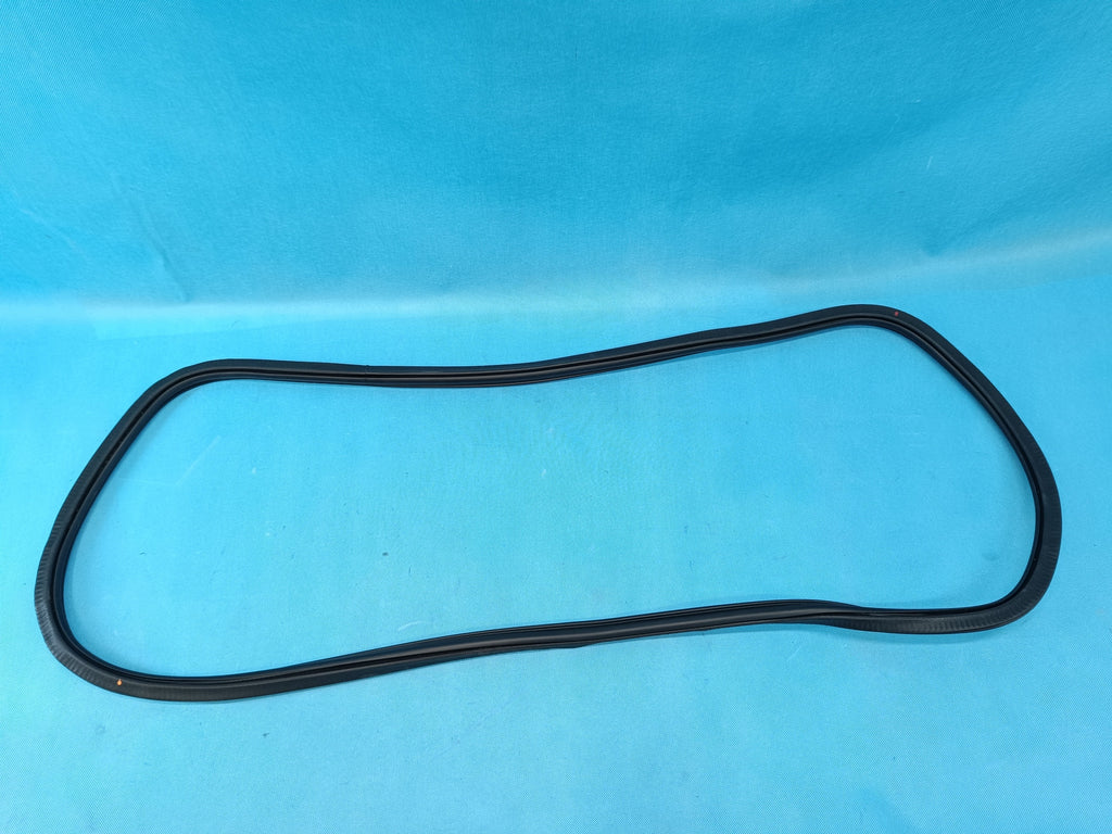 AUDI Q3 F3 SPORTBACK 4x4 2.0TFSI 2024R DOOR SEAL RIGHT REAR 83F833721A
