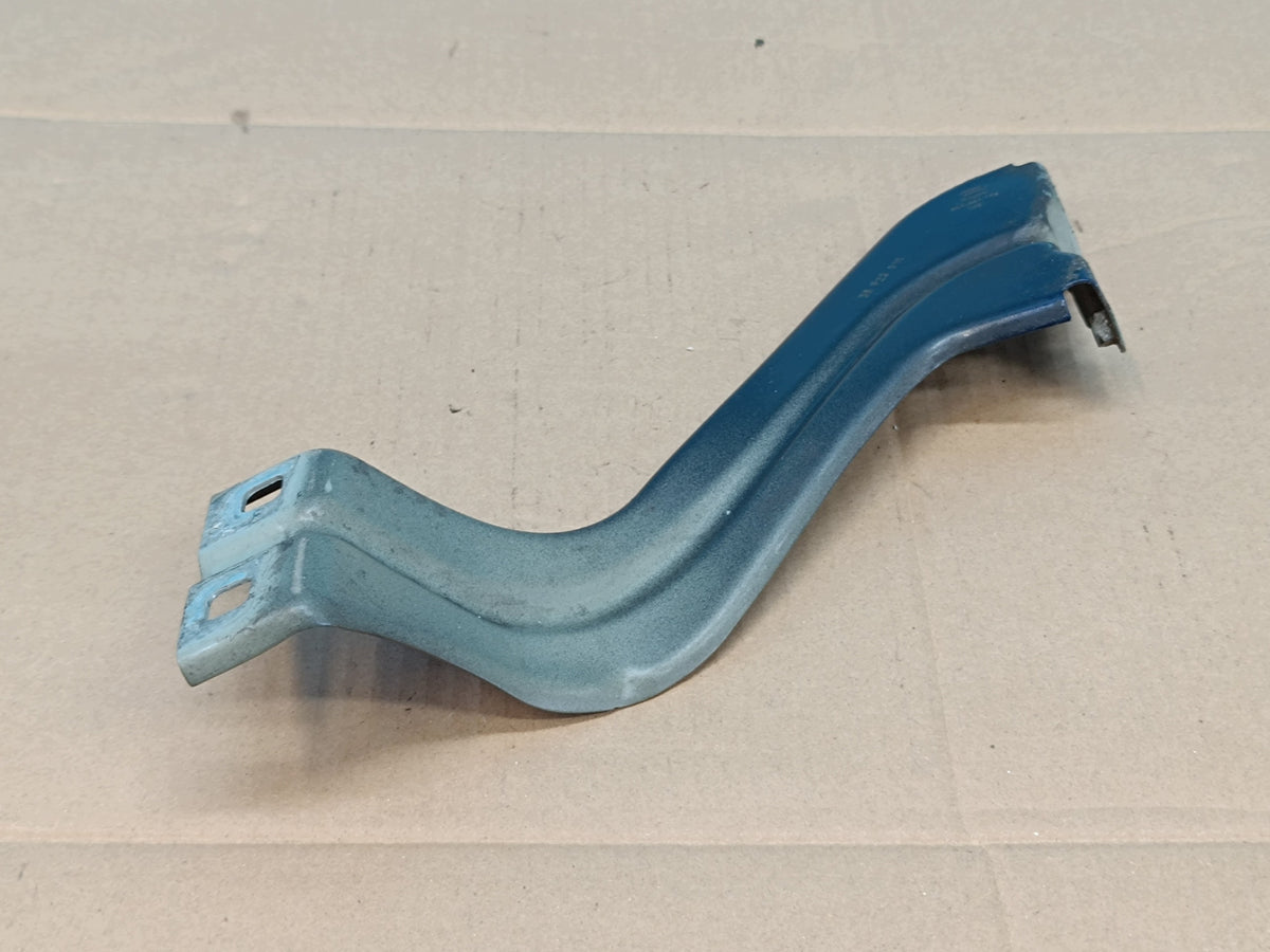 AUDI Q3 F3 SPORTBACK 4x4 2024 R FENDER MOUNT LEFT FRONT 83A821149