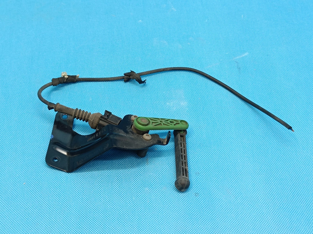 AUDI Q3 F3 SPORTBACK 4x4 2024 R LEVELING SENSOR 5Q0907503 5Q0512521G