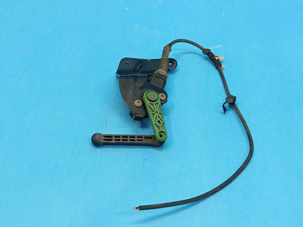 AUDI Q3 F3 SPORTBACK 4x4 2024 R LEVELING SENSOR 5Q0907503 5Q0512521G