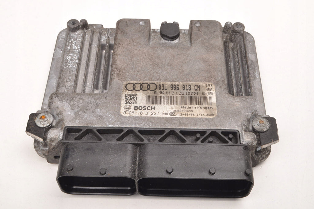AUDI Q3 I 2.0 TDI 140KM COMPUTER ENGINE DRIVER 03L906018CN