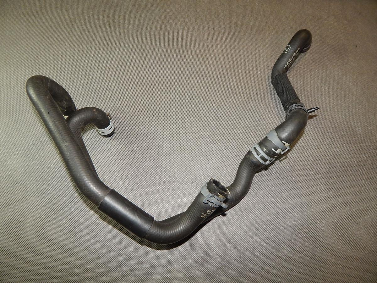 AUDI Q5 8R PIPE HOSE WATER HOSE 8R0819334AE