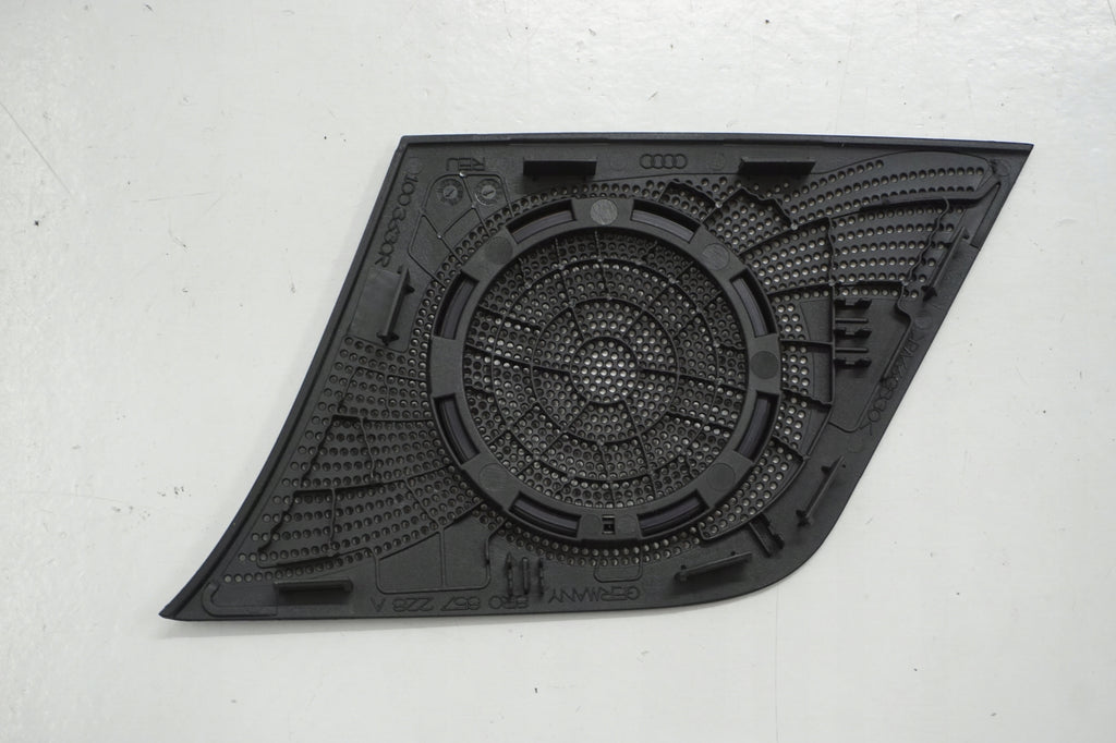 AUDI Q5 8R SPEAKER GRILLE RIGHT BANG&OLUFSEN 8R0857228A