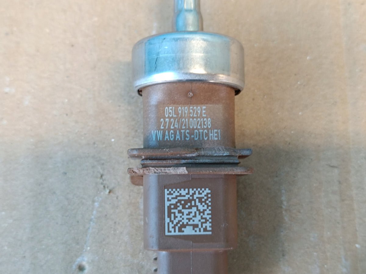 AUDI Q5 FY LIFT 2.0 TDI 150KW 2022 R EXHAUST TEMPERATURE SENSOR 05L919529E