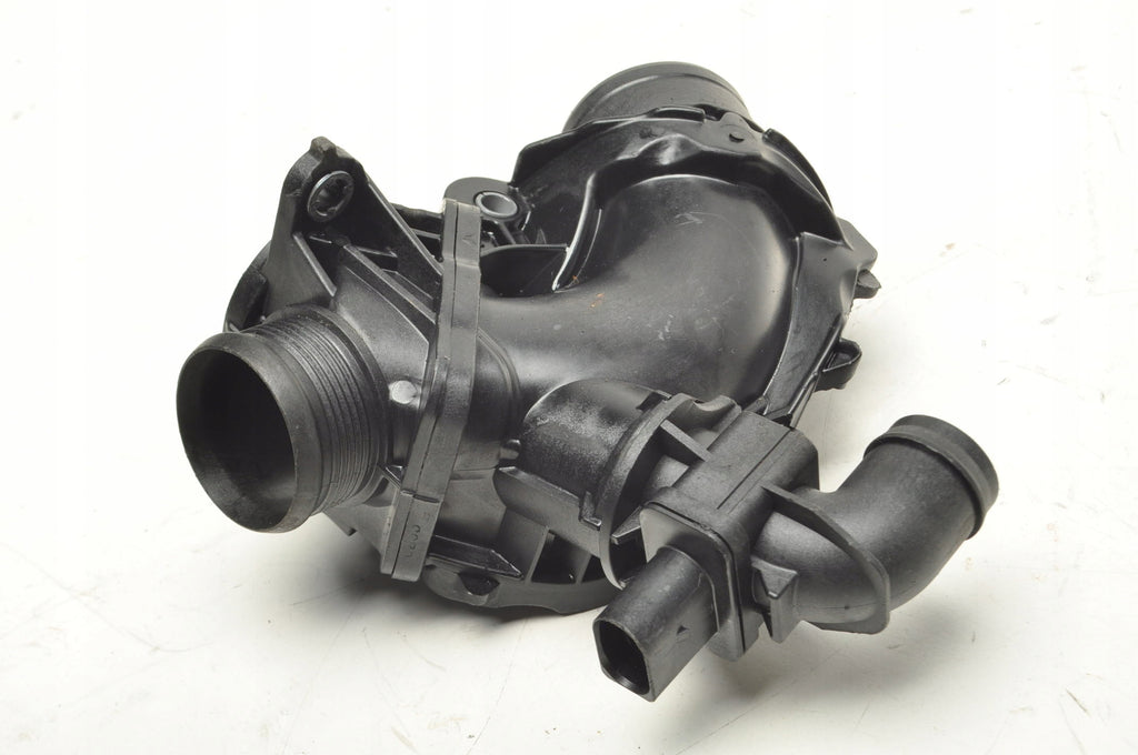 AUDI Q5 II 80A 2.0 TDI AIR INTAKE PIPE 04L129635F