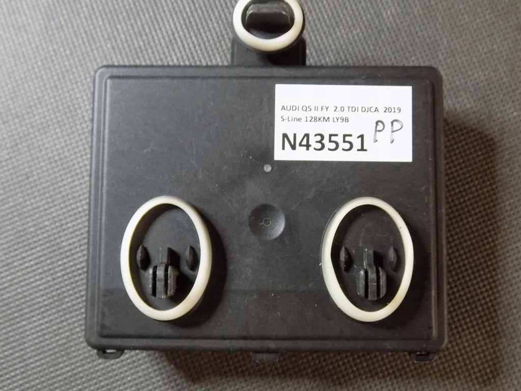 AUDI Q5 II 80A DOOR MODULE FRONT 8W1959592