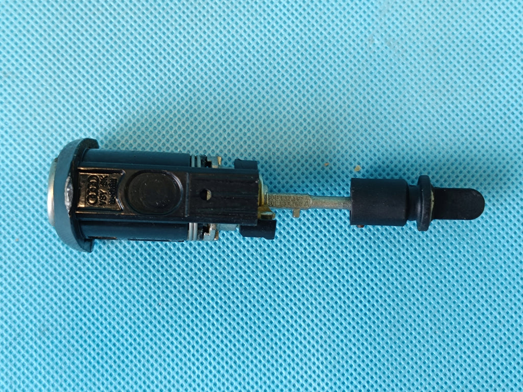 AUDI Q5 II FY 2.0 TDI 140KW 2019R KEY LOCK INSERT 80B837167A 8W0071208