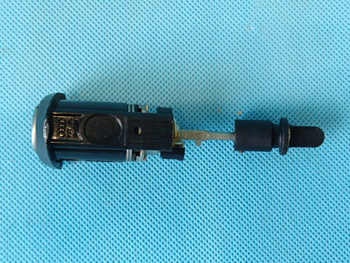 AUDI Q5 II FY 2.0 TDI 140KW 2019R KEY LOCK INSERT 80B837167A 8W0071208