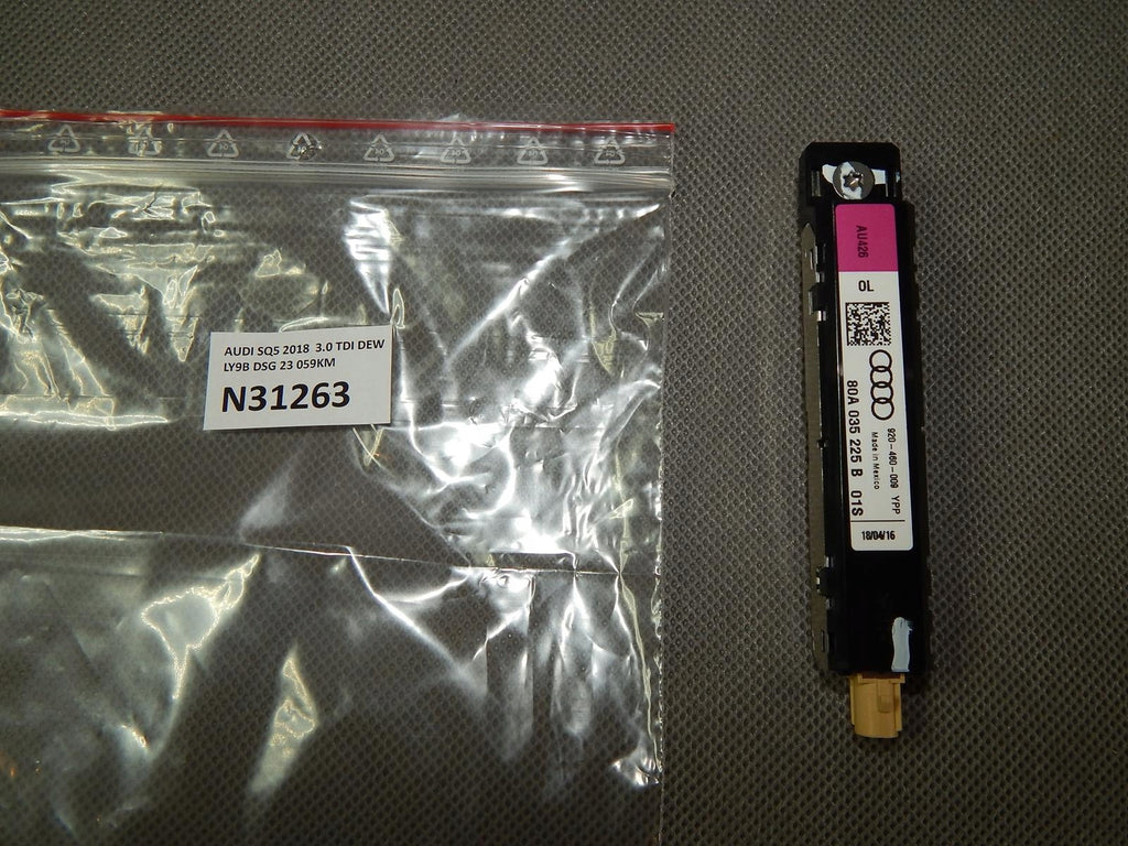 AUDI Q5 SQ5 II ANTENNA AMPLIFIER 80A035225B