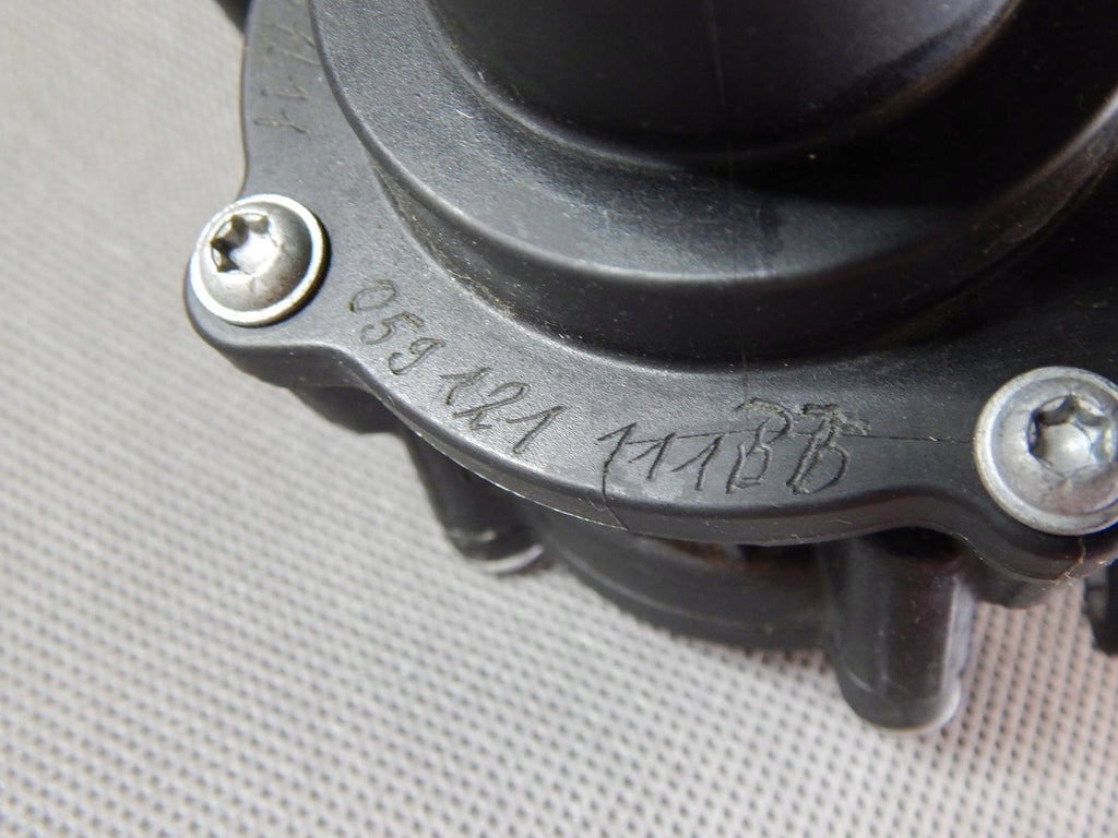 AUDI Q5 SQ5 II THERMOSTAT HOUSING 059121111BT