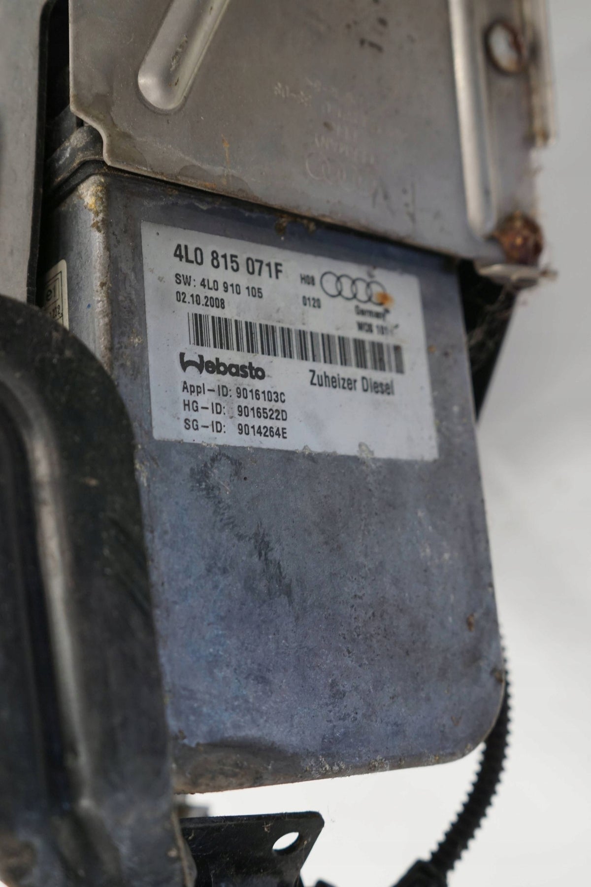 AUDI Q7 4L 08R PARKING HEATER WEBASTO 4L0815071F