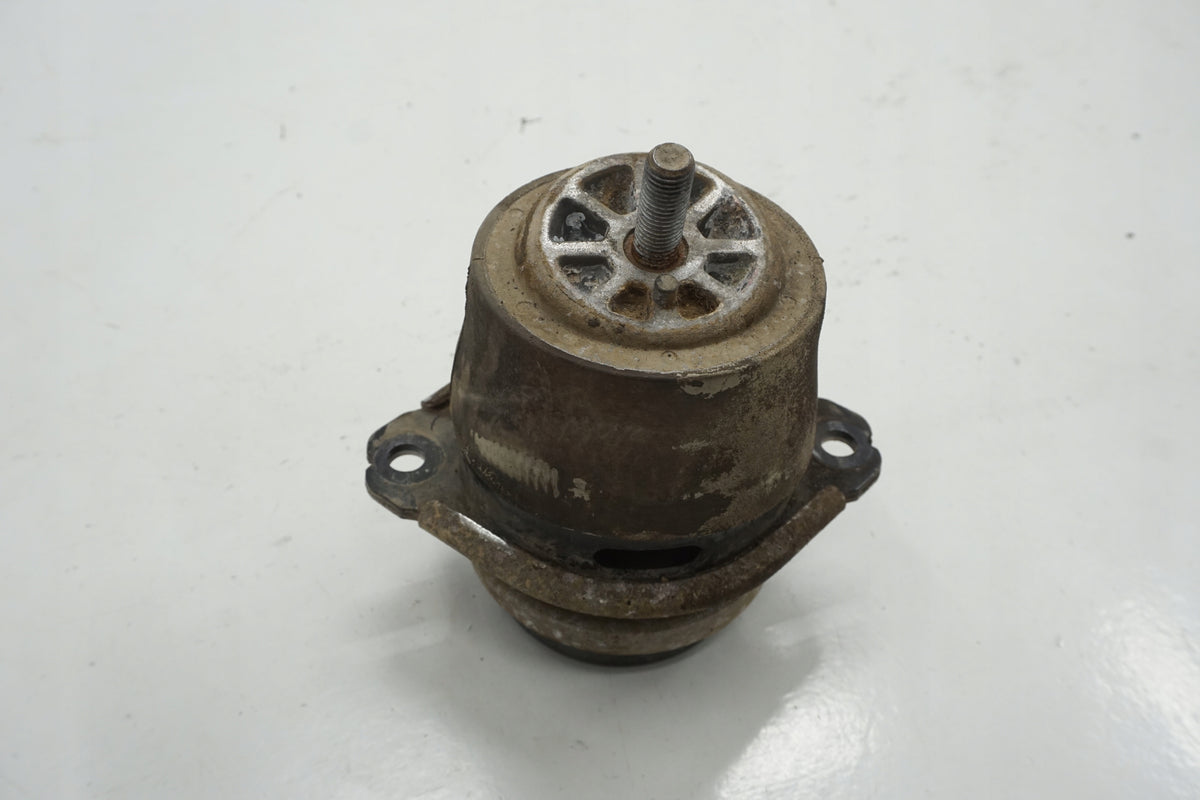 AUDI Q7 4L ENGINE CUSHION 4.2TDI 7L8199131B