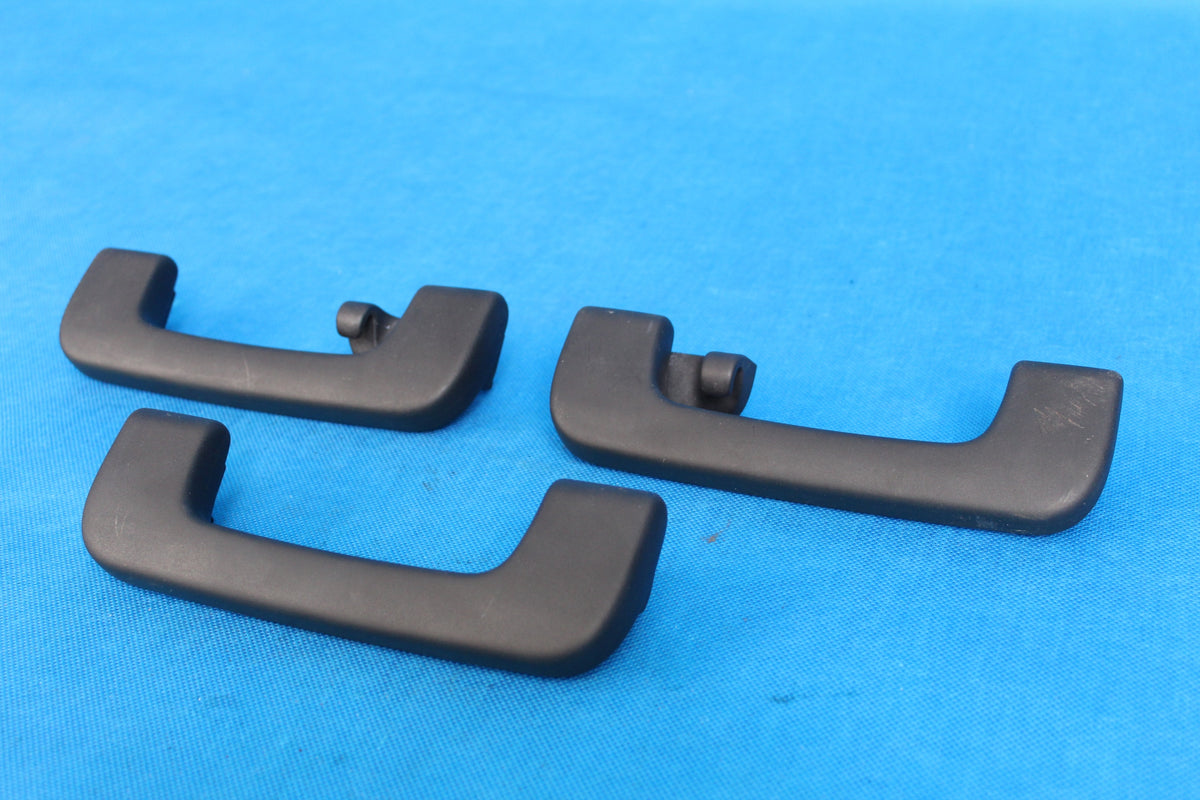 AUDI Q7 4L HEADLINER HANDLE S-LINE 3 PCS 2015R 8P0857607R