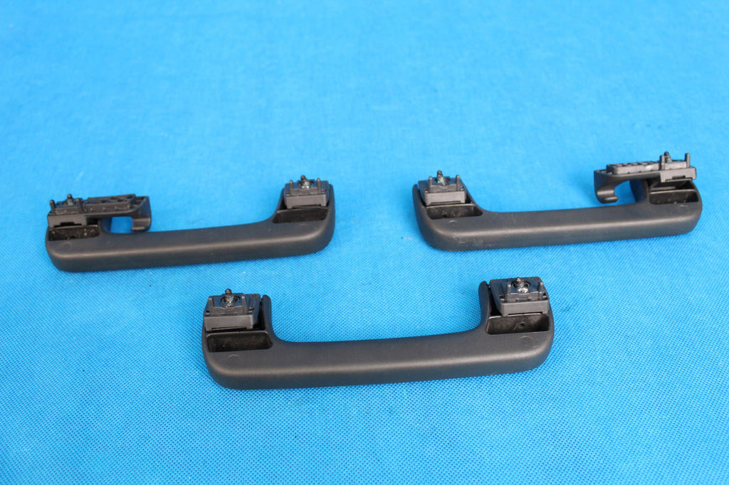 AUDI Q7 4L HEADLINER HANDLE S-LINE 3 PCS 2015R 8P0857607R