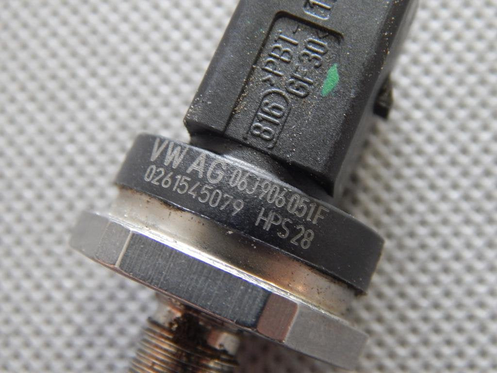 AUDI Q7 4M 3.0 TFSI PRESSURE SENSOR 06J906051F
