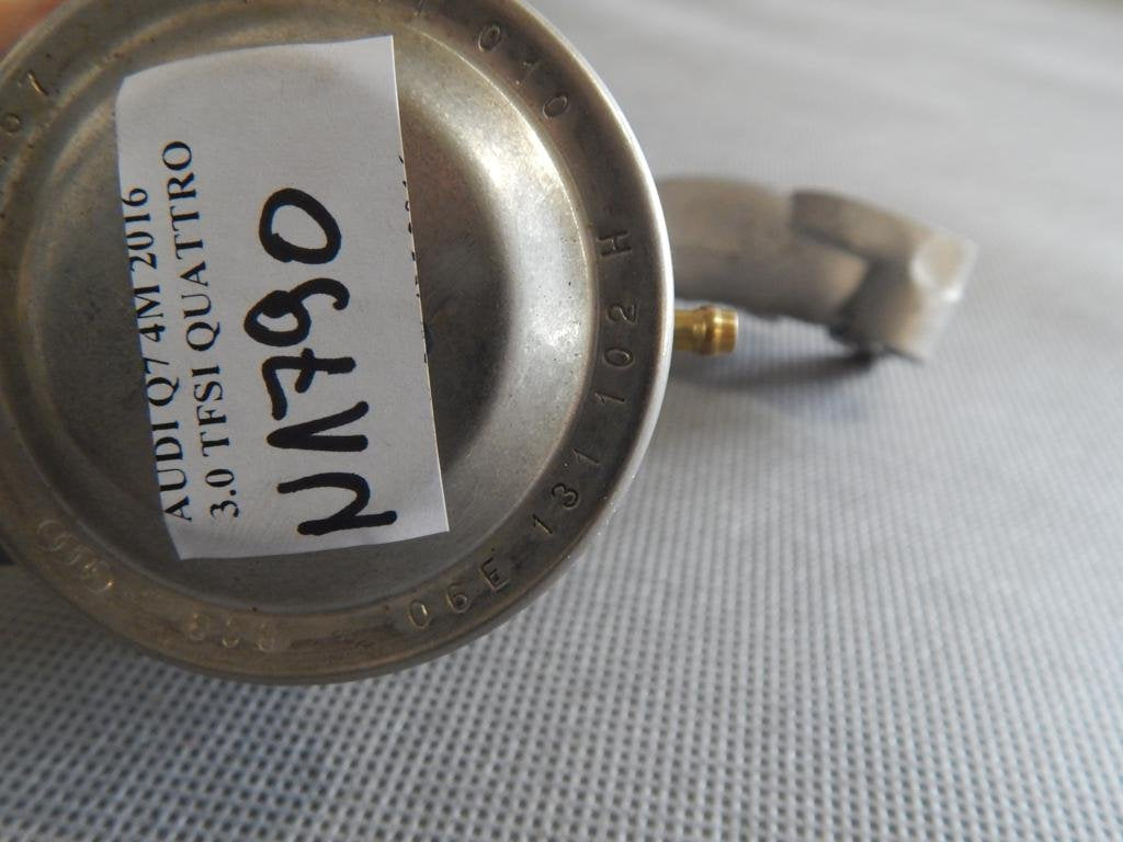 AUDI Q7 4M 3.0 TFSI RIGHT VALVE EGR 06E131102H