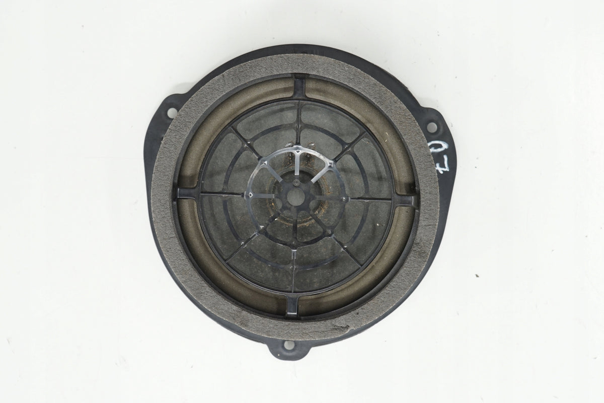AUDI Q7 4M DOOR SPEAKER LEFT RIGHT REAR 4M0035411