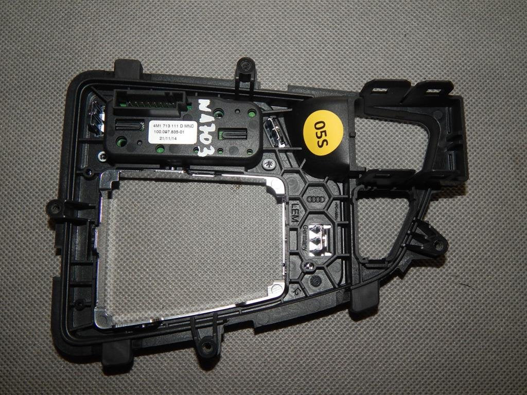 AUDI Q7 4M FRAME PANEL GEAR KNOB 4M1713111D