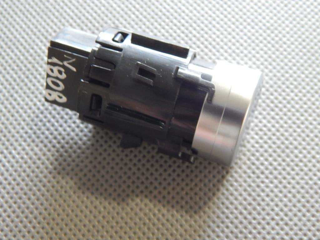 AUDI Q7 4M START STOP SWITCH 4M1905217D