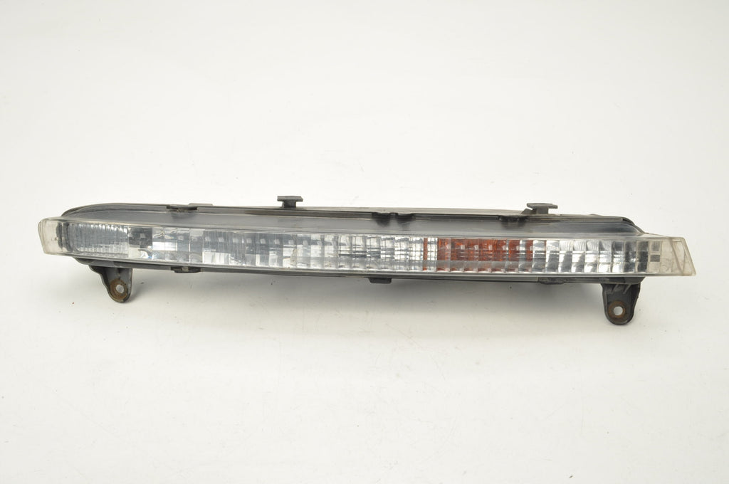 AUDI Q7 AND TURN SIGNAL FRONT RIGHT FRONT 4L0953042