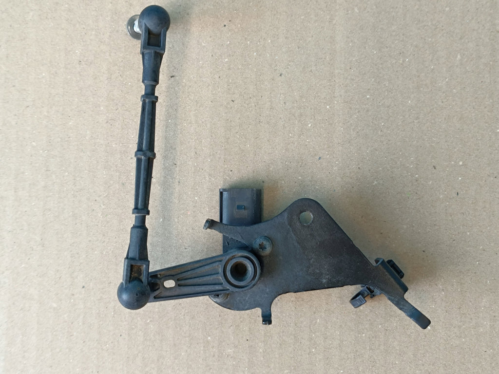 AUDI Q8 E-TRON 55 QUATTRO 19R LEVELING SENSOR REAR 4M0907503 4KE941309D