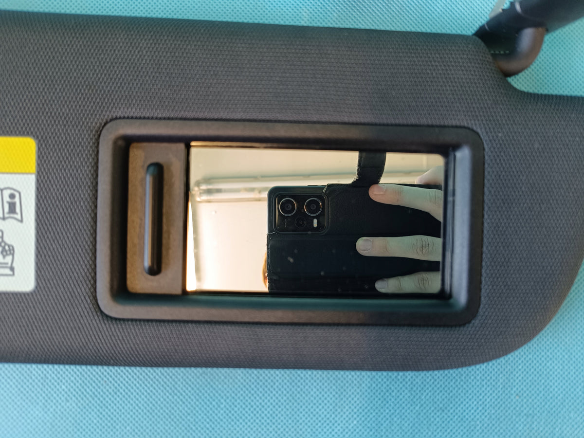 AUDI Q8 E-TRON 55 QUATTRO 2019 R SUN VISOR RIGHT 4KE857552A